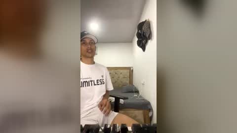 Snapshot of carlossmi01 chatting on July 3, 2026, 11:33 pm carlossmi01 online show from July 3, 2026, 11:33 pm
