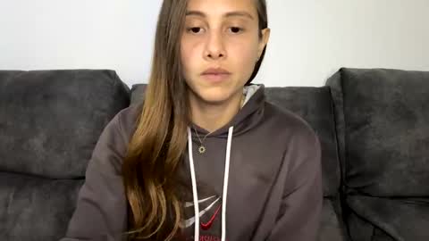 Snapshot of carlotta4you chatting on February 26, 2025, 6:32 pm Carlotta4you online show from February 26, 2025, 6:32 pm