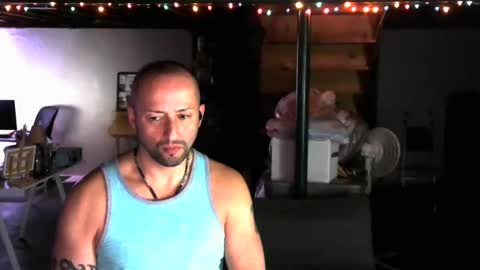Snapshot of carltun1974 chatting on December 14, 2024, 8:23 am Carl online show from December 14, 2024, 8:23 am
