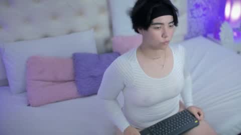 carly_lopez18 online show from April 10, 2026, 3:45 am