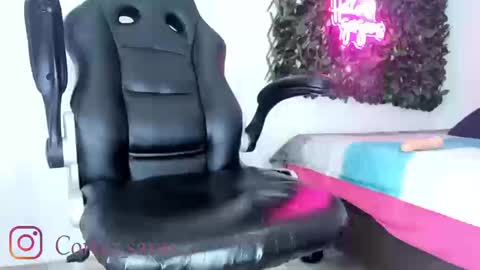 Sara Cortez online show from September 9, 2025, 2:16 pm