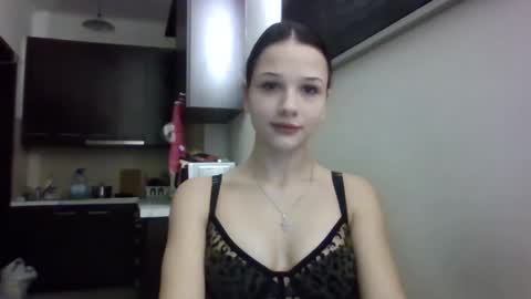 Snapshot of carmenxamore chatting on November 25, 2025, 9:48 pm CarmenxAmore online show from November 25, 2025, 9:48 pm