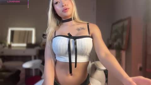 carmenxrose online show from October 15, 2025, 12:22 am