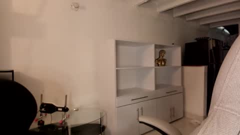 carmesix__ online show from March 16, 2026, 11:31 pm