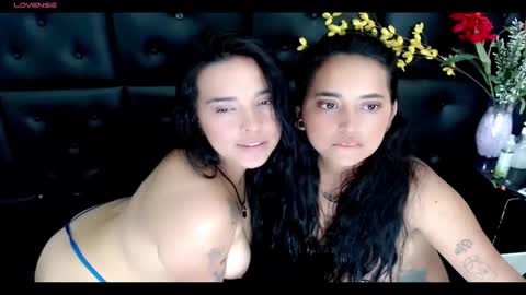 Snapshot of carolaine01 chatting on February 14, 2025, 1:13 am Carolaine01 online show from February 14, 2025, 1:13 am