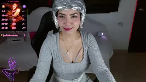 Caroline online show from June 6, 2026, 2:11 pm
