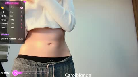 Snapshot of carolblonde chatting on February 27, 2025, 6:40 am Char online show from February 27, 2025, 6:40 am