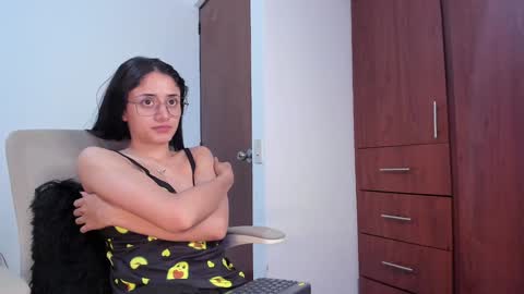 Caroline online show from January 8, 2025, 11:52 pm