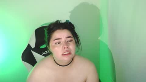 Snapshot of carolina_lee12 chatting on March 30, 2026, 3:40 am carolina online show from March 30, 2026, 3:40 am