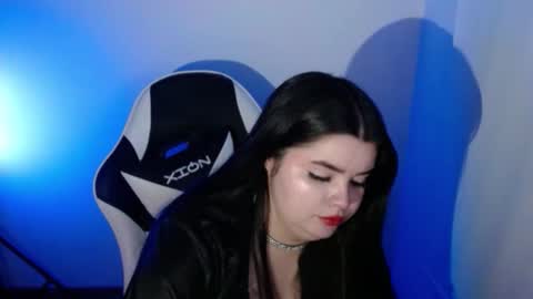 Snapshot of carolina_lee12 chatting on April 1, 2026, 1:50 am carolina online show from April 1, 2026, 1:50 am