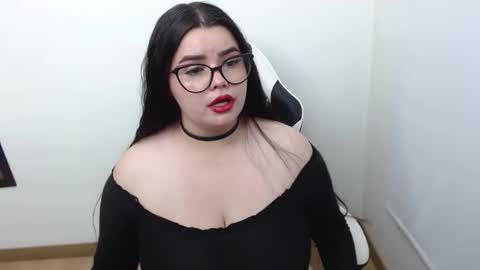 Snapshot of carolina_lee12 chatting on April 8, 2026, 2:11 am carolina online show from April 8, 2026, 2:11 am