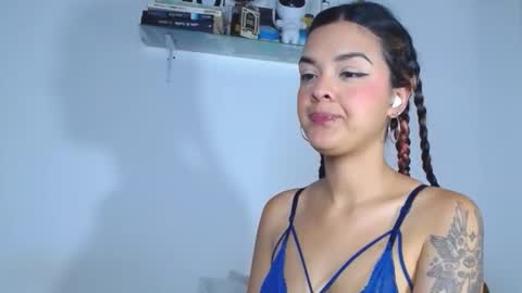 CarolinaM online show from September 28, 2025, 1:38 pm