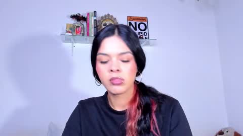 CarolinaM online show from January 13, 2026, 4:23 pm