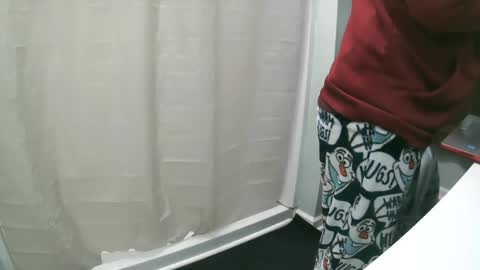 carolinaboy01 online show from March 8, 2025, 11:37 am