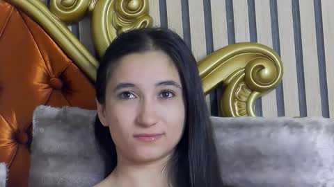 Snapshot of carolinahart chatting on May 27, 2026, 5:37 am carolinahart online show from May 27, 2026, 5:37 am