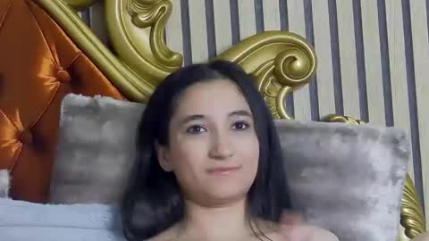 Snapshot of carolinahart chatting on May 28, 2026, 5:49 am carolinahart online show from May 28, 2026, 5:49 am