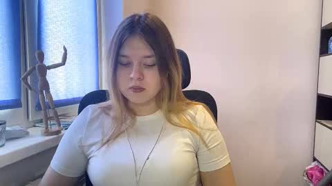 carolindueno online show from February 22, 2026, 7:40 am