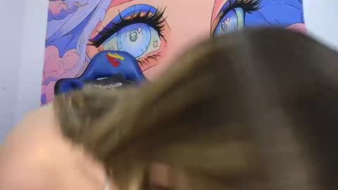 Snapshot of caroline_hernandes chatting on August 4, 2026, 10:12 pm Carolina online show from August 4, 2026, 10:12 pm