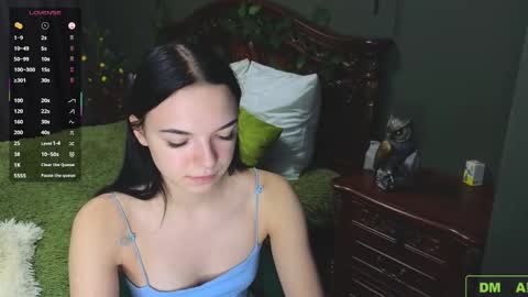 Snapshot of caroline_hey chatting on October 5, 2025, 3:54 pm Mary and Carol online show from October 5, 2025, 3:54 pm