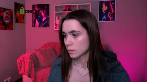 Caroline online show from June 10, 2026, 11:20 am