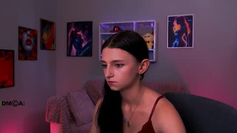 Caroline online show from June 11, 2026, 12:36 pm