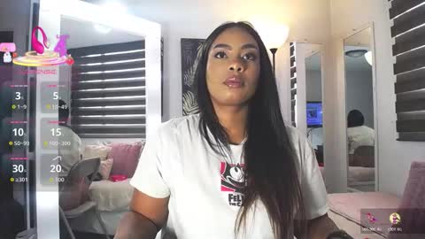 C A R O L I N E online show from November 28, 2025, 1:36 pm