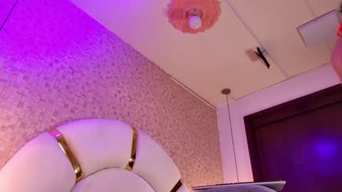 Carolina online show from April 14, 2026, 3:01 am