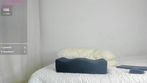 Snapshot of caroline_tovar_ chatting on December 11, 2024, 12:44 am Caroline Tovar Lovense is active my orgasms in your hands Give me more pleasure and make me cum online show from December 11, 2024, 12:44 am