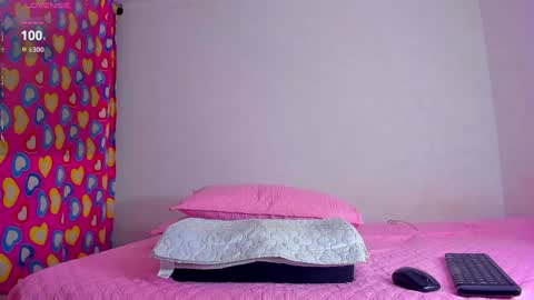 Snapshot of caroline_tovar_ chatting on January 29, 2025, 9:33 am Caroline Tovar Lovense is active my orgasms in your hands Give me more pleasure and make me cum online show from January 29, 2025, 9:33 am