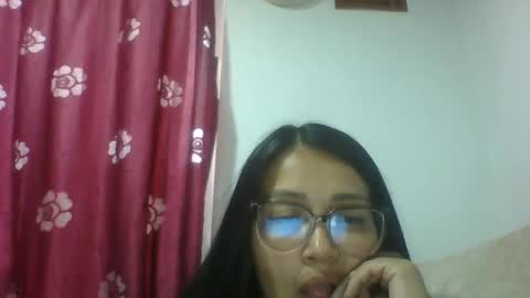 Snapshot of carolineconejita87 chatting on December 18, 2025, 10:16 pm carolineconejita87 online show from December 18, 2025, 10:16 pm