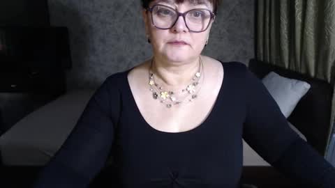 CarolineDream  online show from November 7, 2025, 7:47 pm