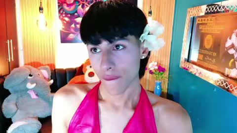 Snapshot of carolinejesh chatting on May 9, 2026, 3:34 am carolinejesh online show from May 9, 2026, 3:34 am