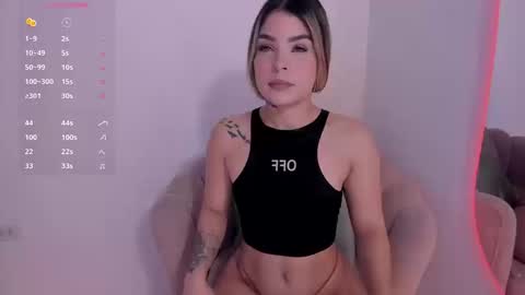 carolinna_ online show from September 9, 2025, 12:48 pm