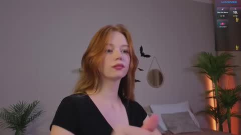 Caro online show from November 29, 2025, 2:42 pm