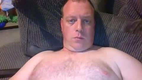 Snapshot of carpman777 chatting on April 5, 2026, 6:27 pm Hereforun online show from April 5, 2026, 6:27 pm