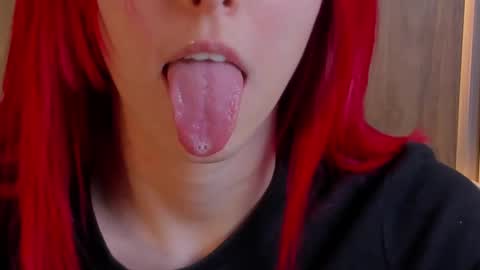 Casandra  online show from February 5, 2025, 7:20 pm