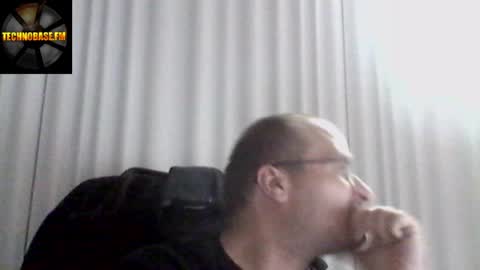 CASCADACEK online show from April 7, 2026, 6:52 pm