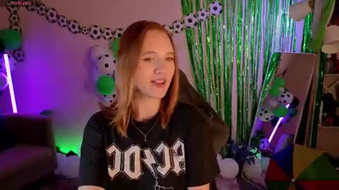 Casey sweeet online show from June 20, 2026, 4:21 pm
