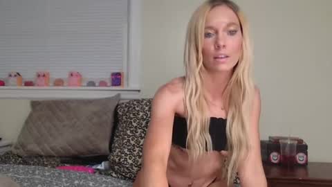 Casey Lakes online show from July 13, 2026, 10:01 pm