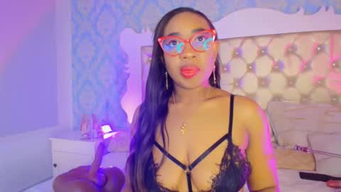 Snapshot of caseymoon chatting on May 22, 2026, 12:44 pm Casey online show from May 22, 2026, 12:44 pm