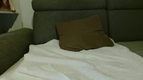 cashmaster33 online show from February 12, 2026, 12:49 am