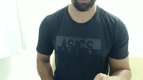 Snapshot of cashmastermuscle77 chatting on March 2, 2026, 11:11 pm cashmastermuscle77 online show from March 2, 2026, 11:11 pm