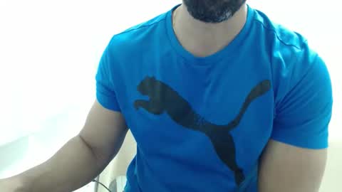 Snapshot of cashmastermuscle77 chatting on May 18, 2026, 10:26 pm cashmastermuscle77 online show from May 18, 2026, 10:26 pm