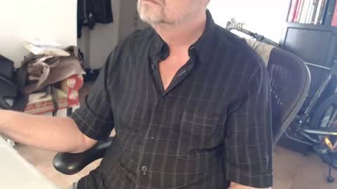 Snapshot of caspierre chatting on June 24, 2026, 8:24 am caspierre online show from June 24, 2026, 8:24 am