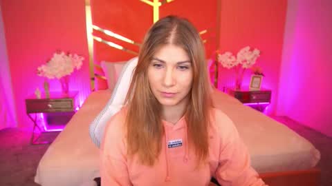 Lena online show from September 22, 2025, 6:37 am