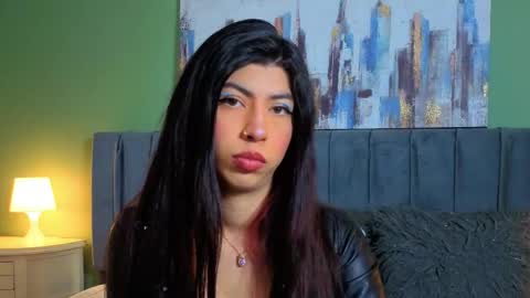 Snapshot of cassie_bloom chatting on April 29, 2026, 4:05 am cassie_bloom online show from April 29, 2026, 4:05 am