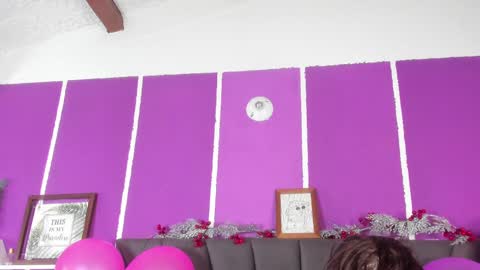 Snapshot of cassie_jones1 chatting on February 16, 2025, 4:20 am Cassie Jones online show from February 16, 2025, 4:20 am