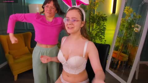 assie online show from December 31, 2024, 10:56 pm