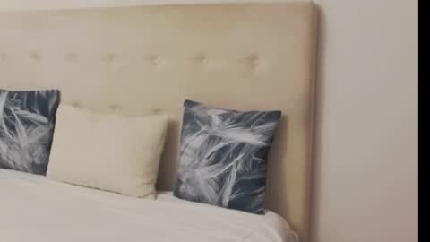 CassieHilton online show from October 9, 2025, 7:56 pm