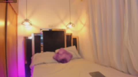  Cassie Stevens  online show from December 18, 2025, 2:06 am